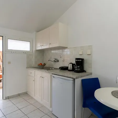 Hotel de apartamente Alex 4*