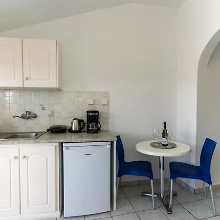 Alex Aparthotel Laganas