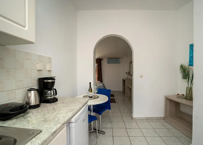 Alex Lägenhetshotell Laganas